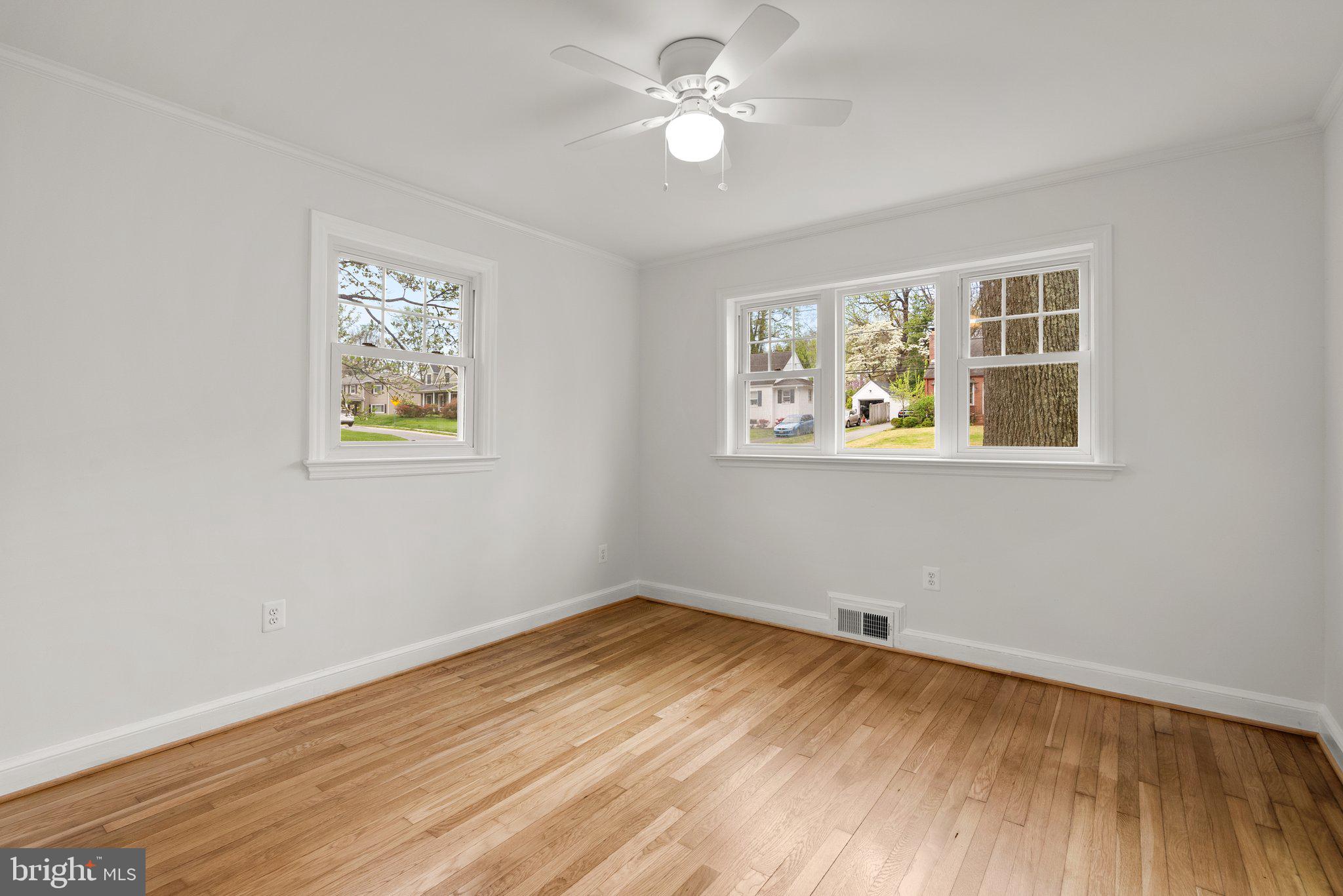 10425 Edgewood Avenue Silver Spring, MD 20901 - Photo 23 of 42 Gallery Image 23