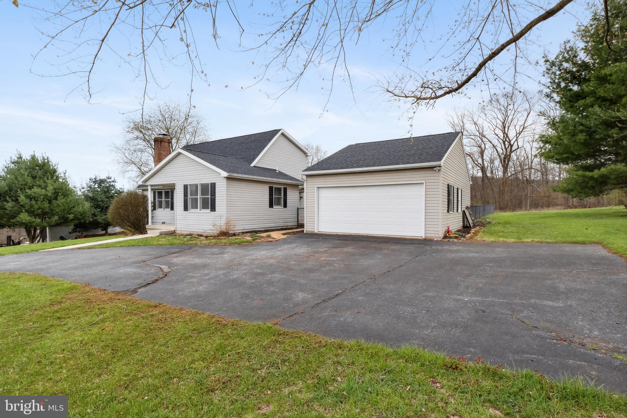 1530 Burkholder Road Red Lion, PA 17356 - Photo 5 of 55 Gallery Image 5