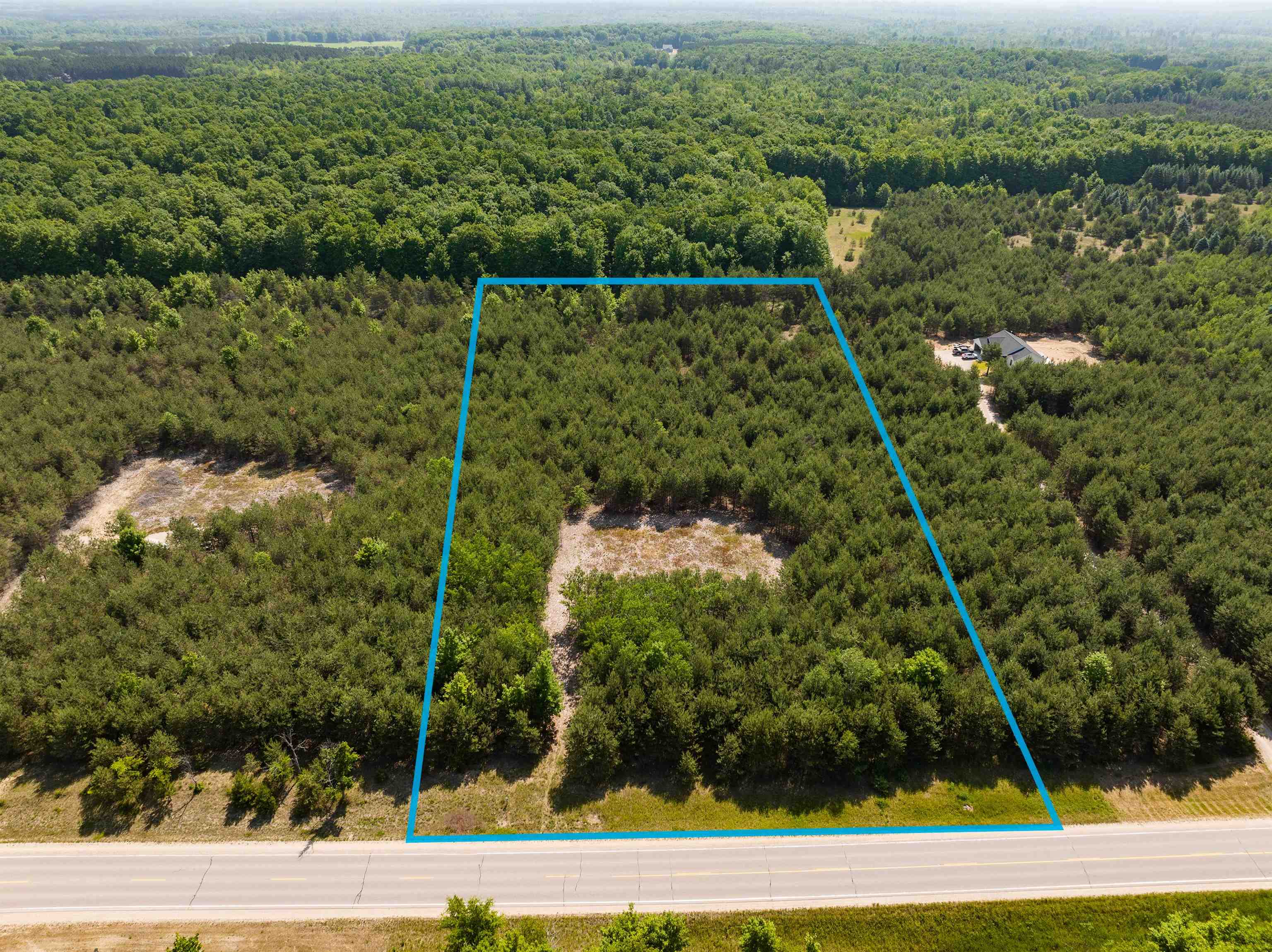 11497 Summit City Road Kingsley, MI 49649 - Photo 1 of 20