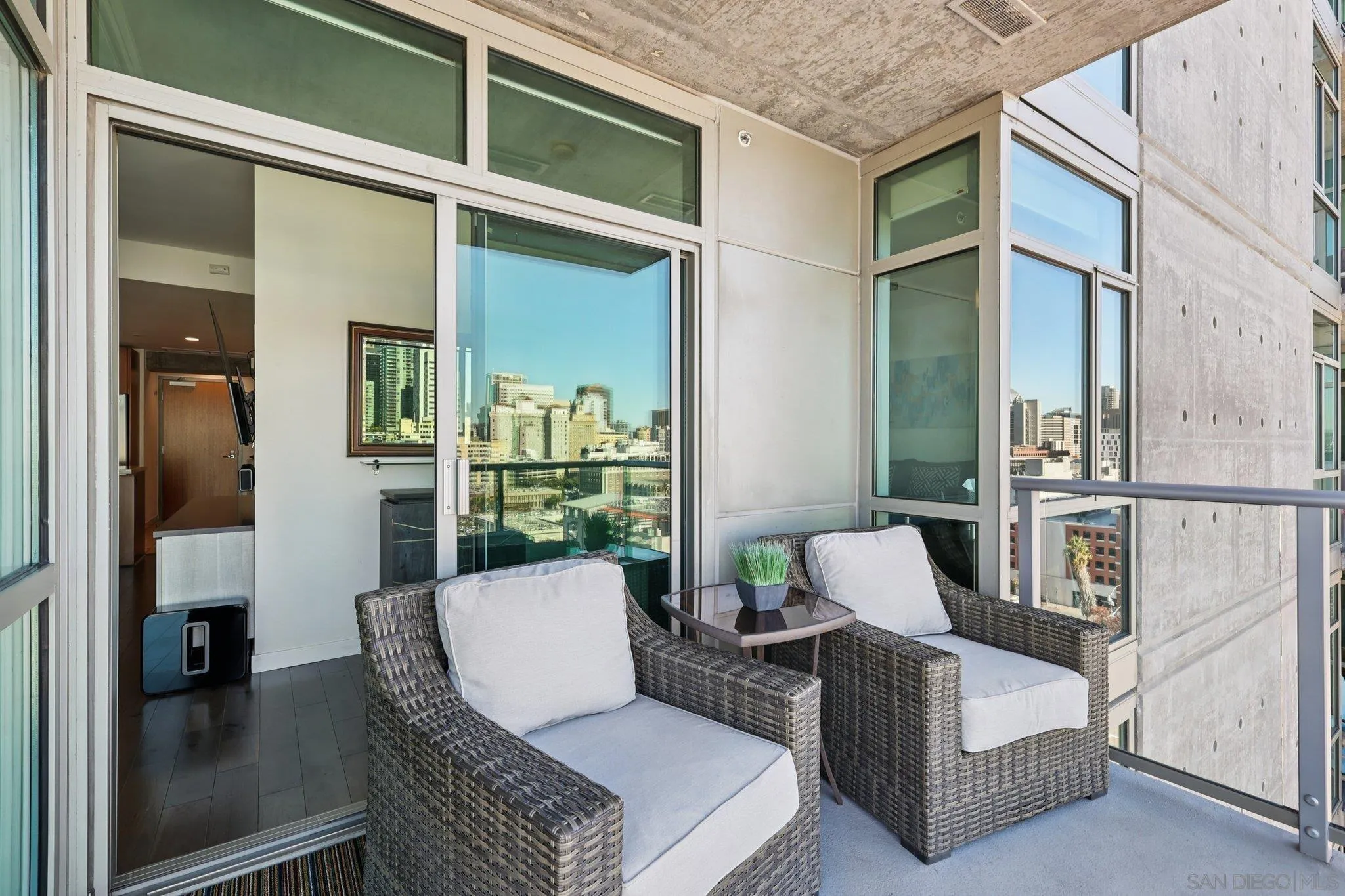 800 The Mark Lane, Unit 1203 San Diego, CA 92101 - Photo 12 of 50