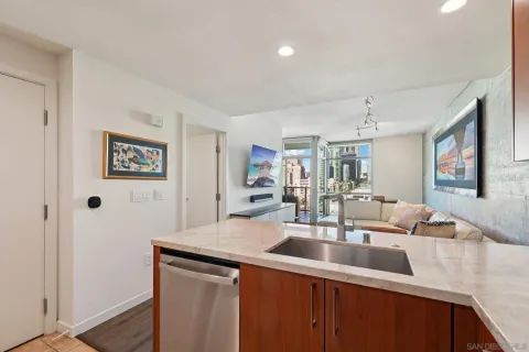 $649,900 | 800 The Mark Lane, Unit 1203, San Diego, CA 92101