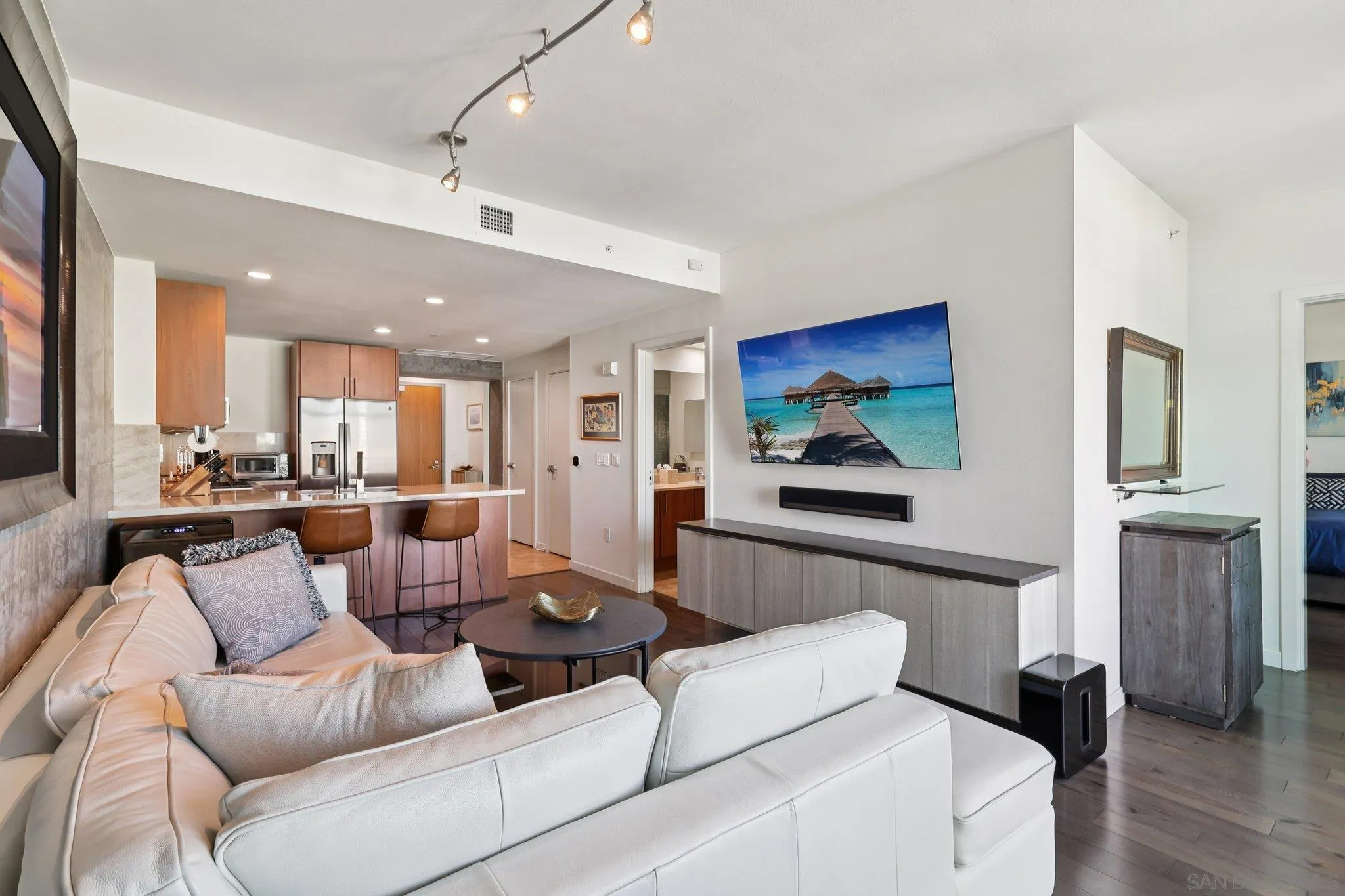 800 The Mark Lane, Unit 1203 San Diego, CA 92101 - Photo 4 of 50