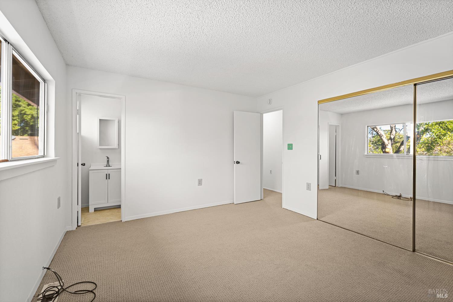 611 Hendley Street Santa Rosa, CA 95404 - Photo 22 of 54
