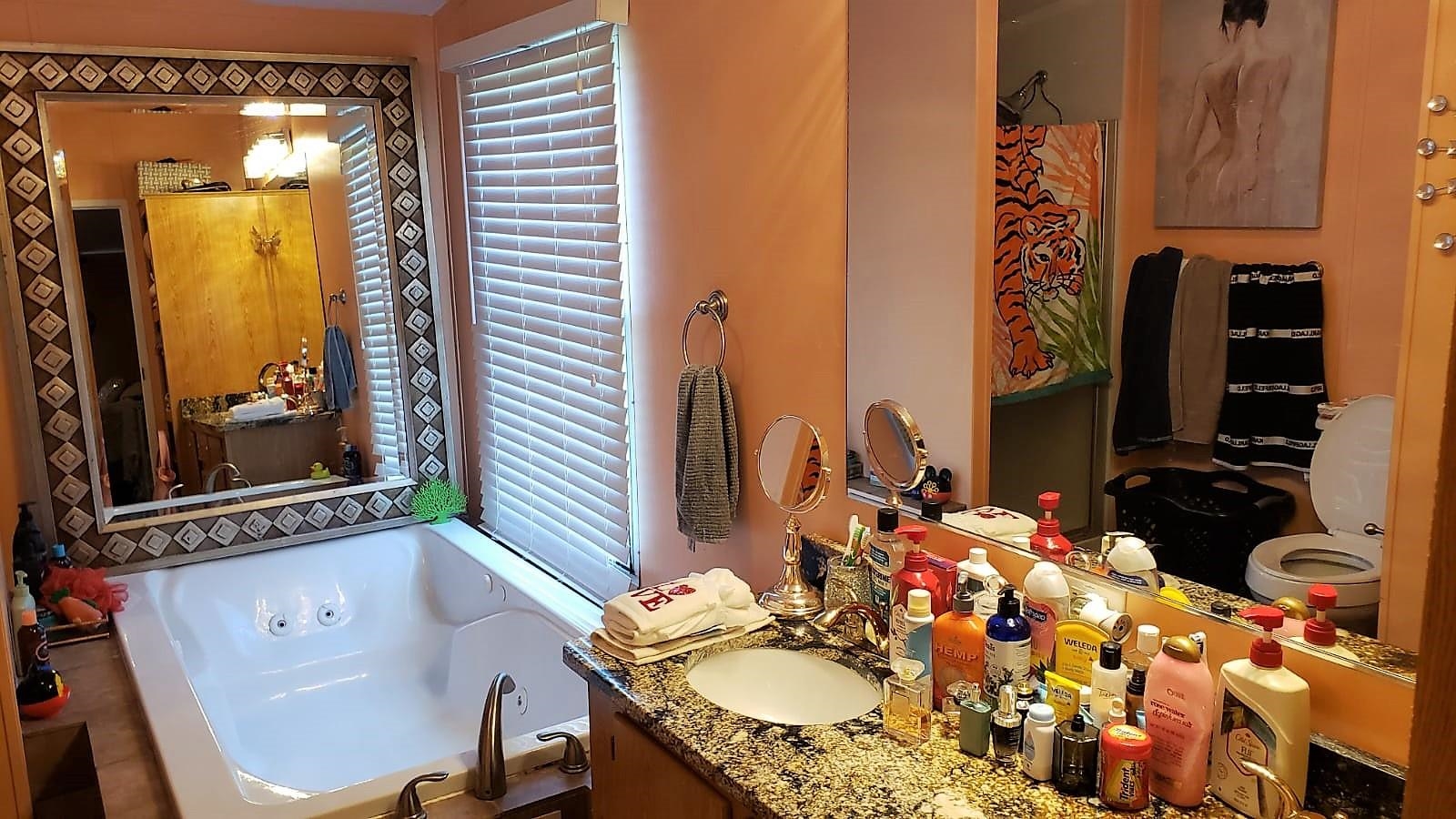 915 State Rd S-42-943 Campobello, SC 29322 - Photo 21 of 33