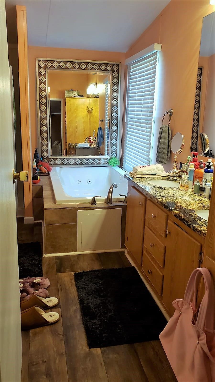 915 State Rd S-42-943 Campobello, SC 29322 - Photo 22 of 33