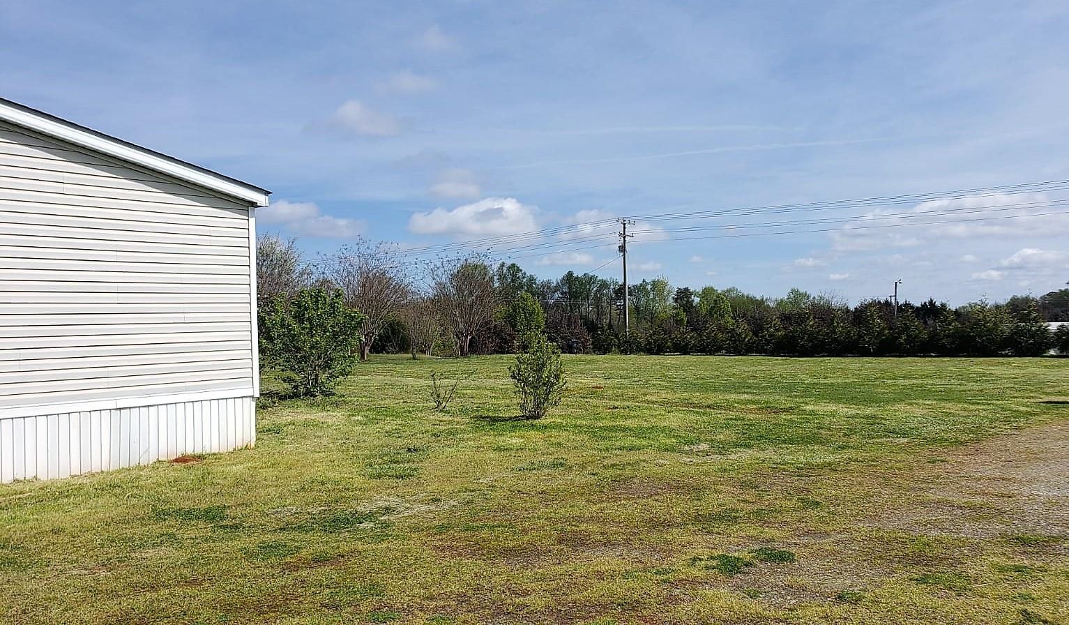 915 State Rd S-42-943 Campobello, SC 29322 - Photo 25 of 33