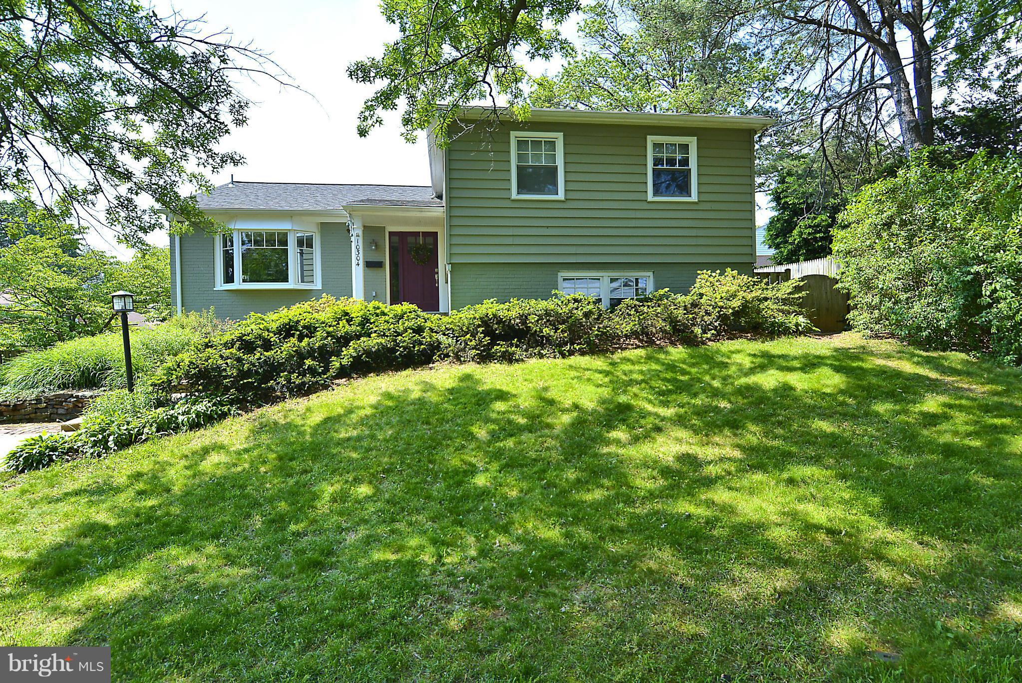 10304 Folk Street Silver Spring, MD 20902 - Photo 3 of 25 Exterior (Front)