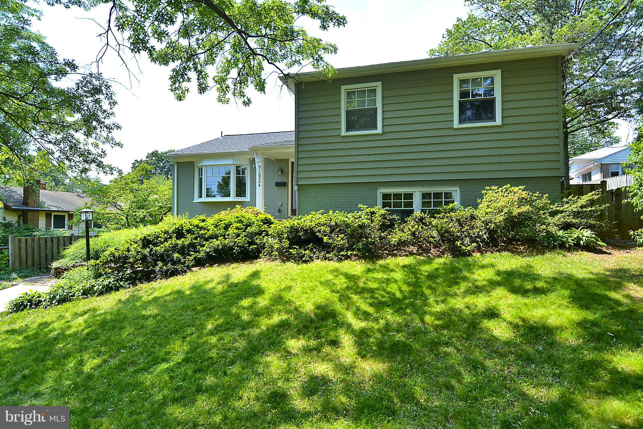 10304 Folk Street Silver Spring, MD 20902 - Photo 4 of 25 Exterior (Front)