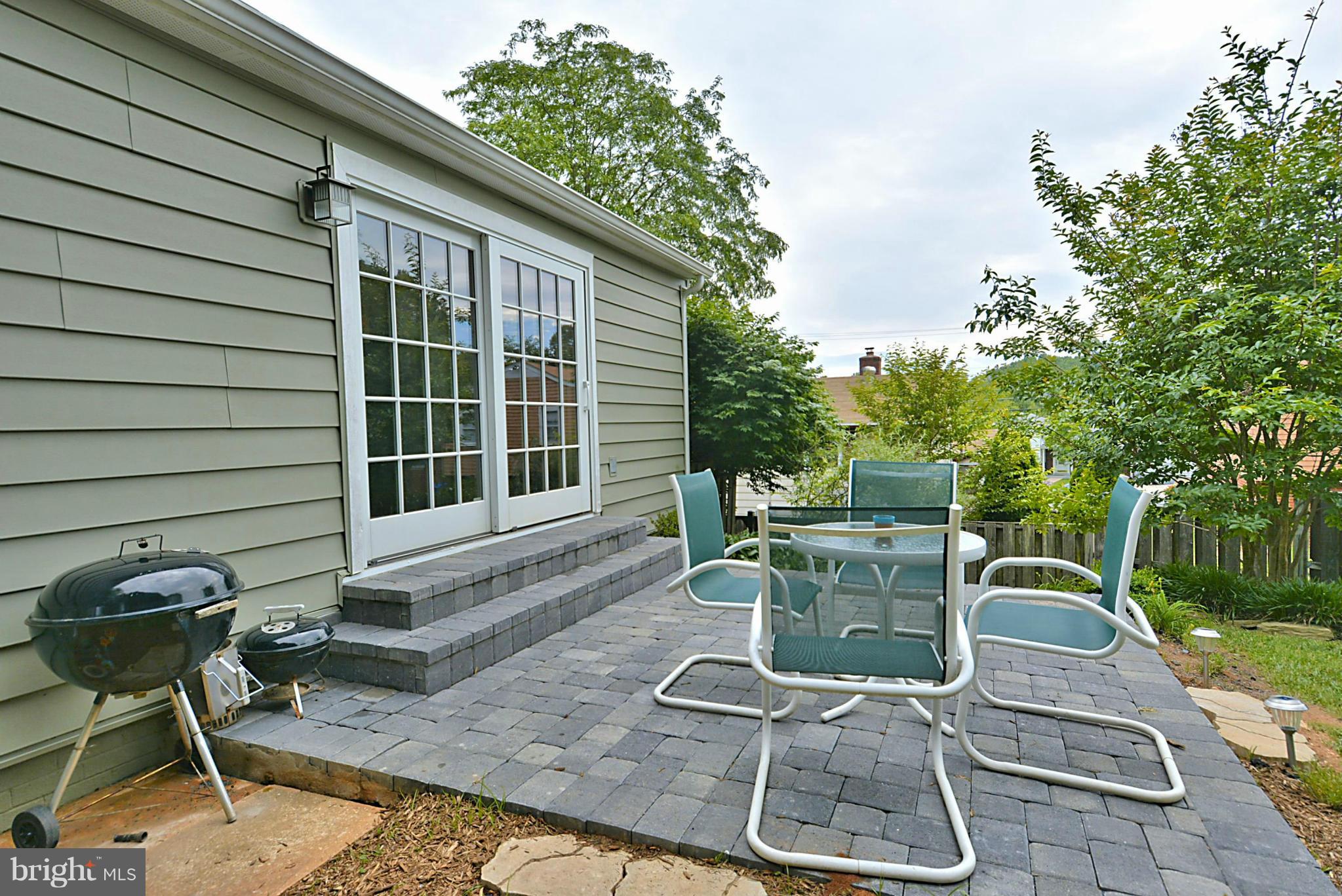 10304 Folk Street Silver Spring, MD 20902 - Photo 10 of 25 Patio