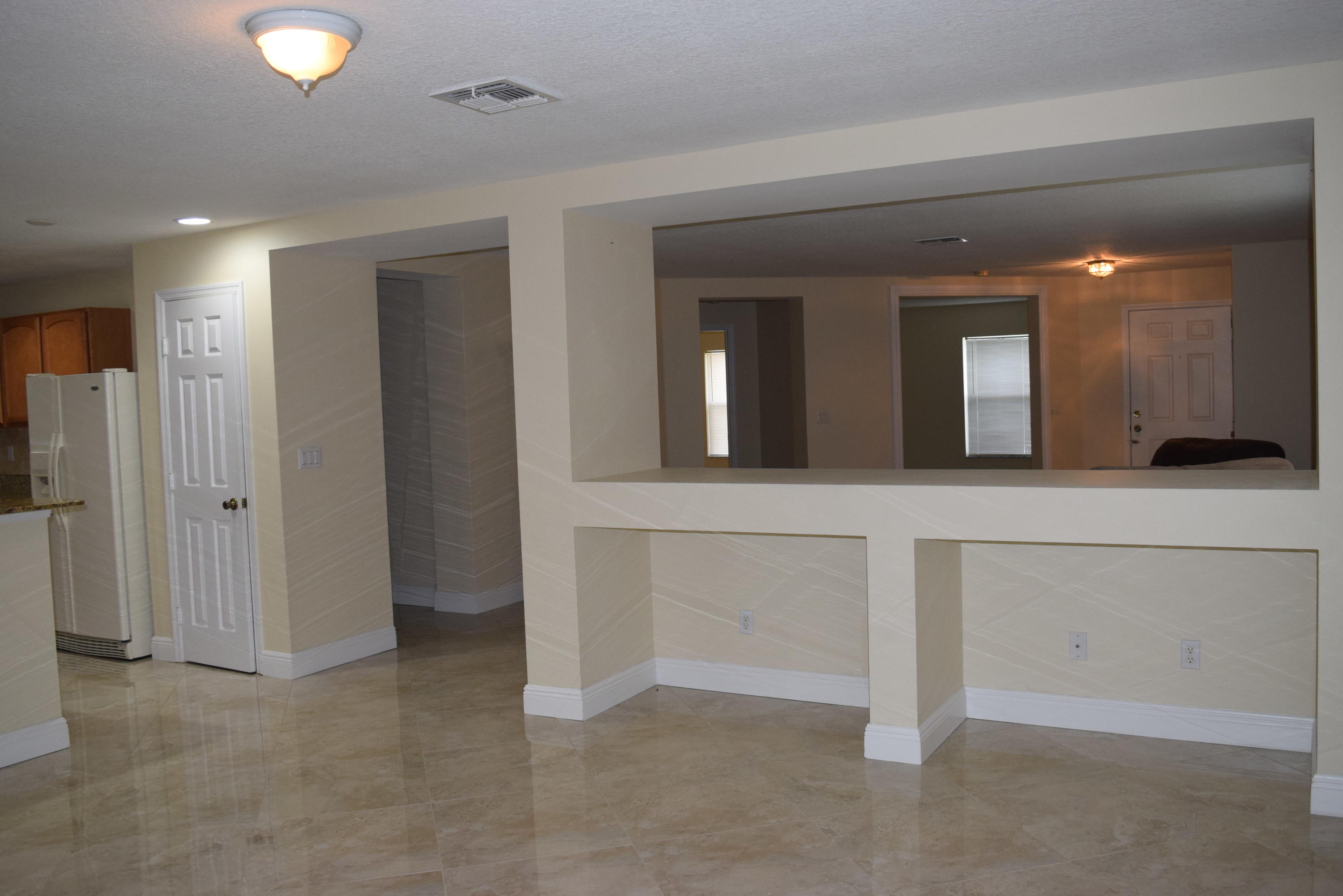 2806 Southwest Seaside Road, Unit 1 Port St. Lucie, FL 34953 - Photo 6 of 10 DSC_0020