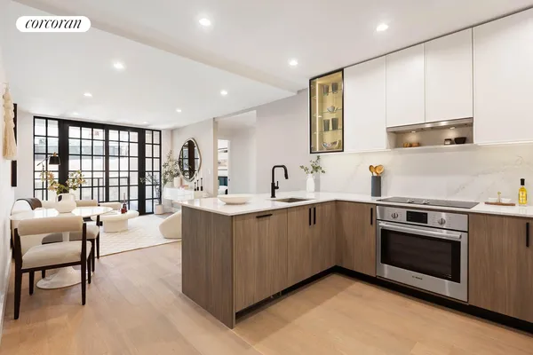 $750,000 | 25-23 Newtown Avenue, Unit 3D | Astoria