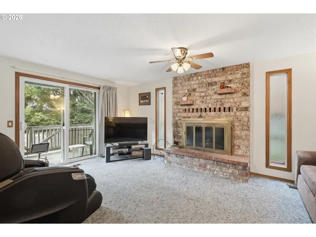 $599,000 | 7935 Southwest Carol Glen Place, Beaverton, OR 97007