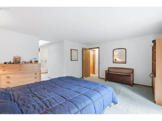 $599,000 | 7935 Southwest Carol Glen Place, Beaverton, OR 97007