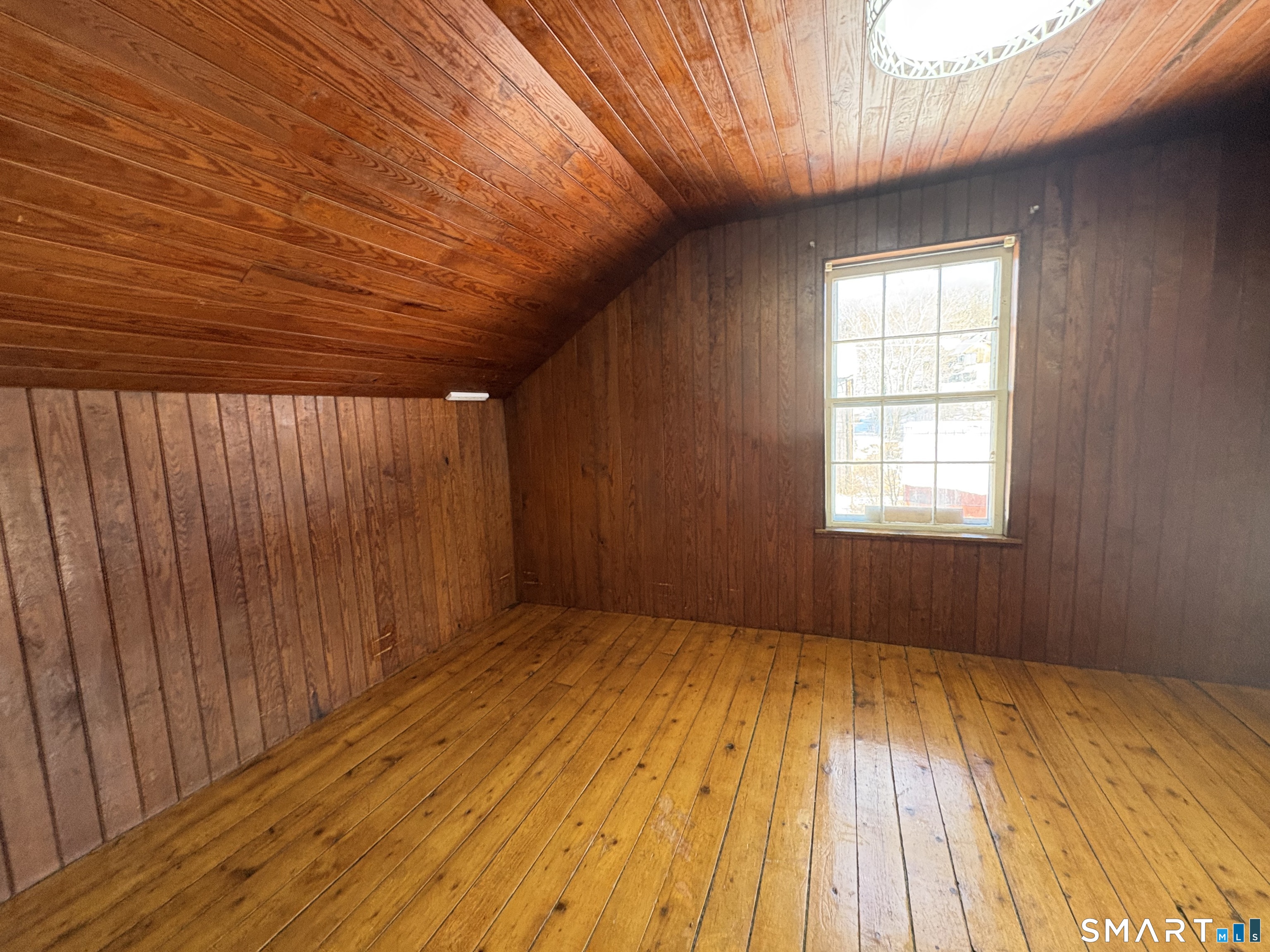 320 Chamberlain Road Middletown, CT 06457 - Photo 11 of 12