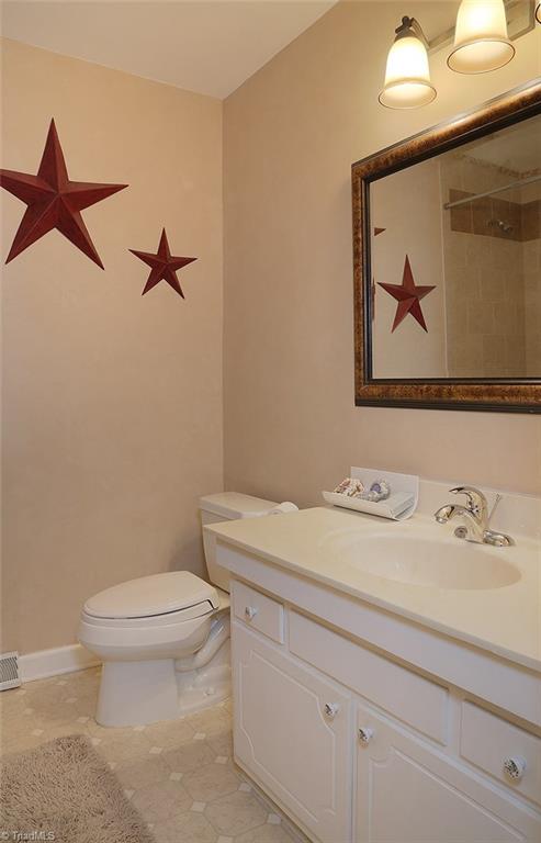 1503 Fleming Road Greensboro, NC 27410 - Photo 14 of 22 Gallery Image 14