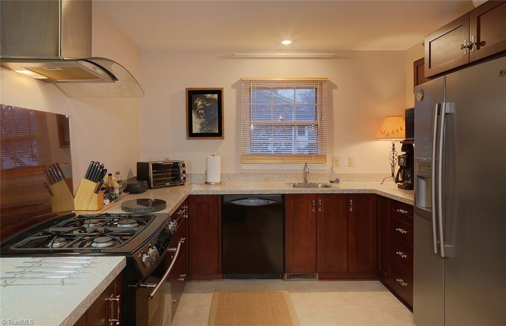 1503 Fleming Road Greensboro, NC 27410 - Photo 9 of 22 Gallery Image 9