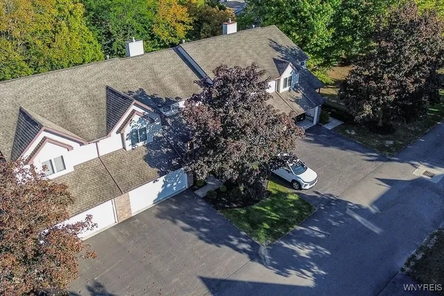 $269,000 | 31 Northwood Drive, Lancaster, NY 14043