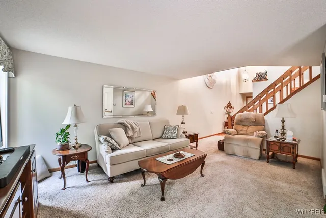 $269,000 | 31 Northwood Drive, Lancaster, NY 14043