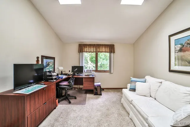 $269,000 | 31 Northwood Drive, Lancaster, NY 14043