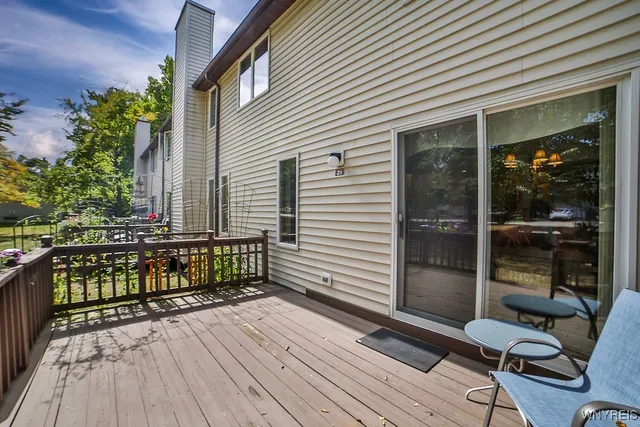 $269,000 | 31 Northwood Drive, Lancaster, NY 14043