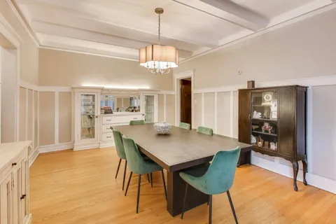 $450,000 | 5522 South Everett Avenue, Unit 1, Chicago, IL 60637