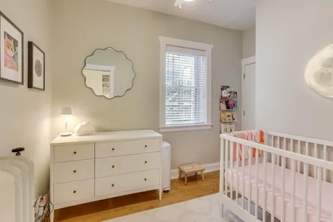 $450,000 | 5522 South Everett Avenue, Unit 1, Chicago, IL 60637