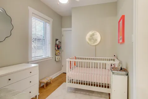 $450,000 | 5522 South Everett Avenue, Unit 1, Chicago, IL 60637