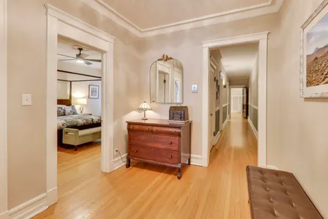 $450,000 | 5522 South Everett Avenue, Unit 1, Chicago, IL 60637