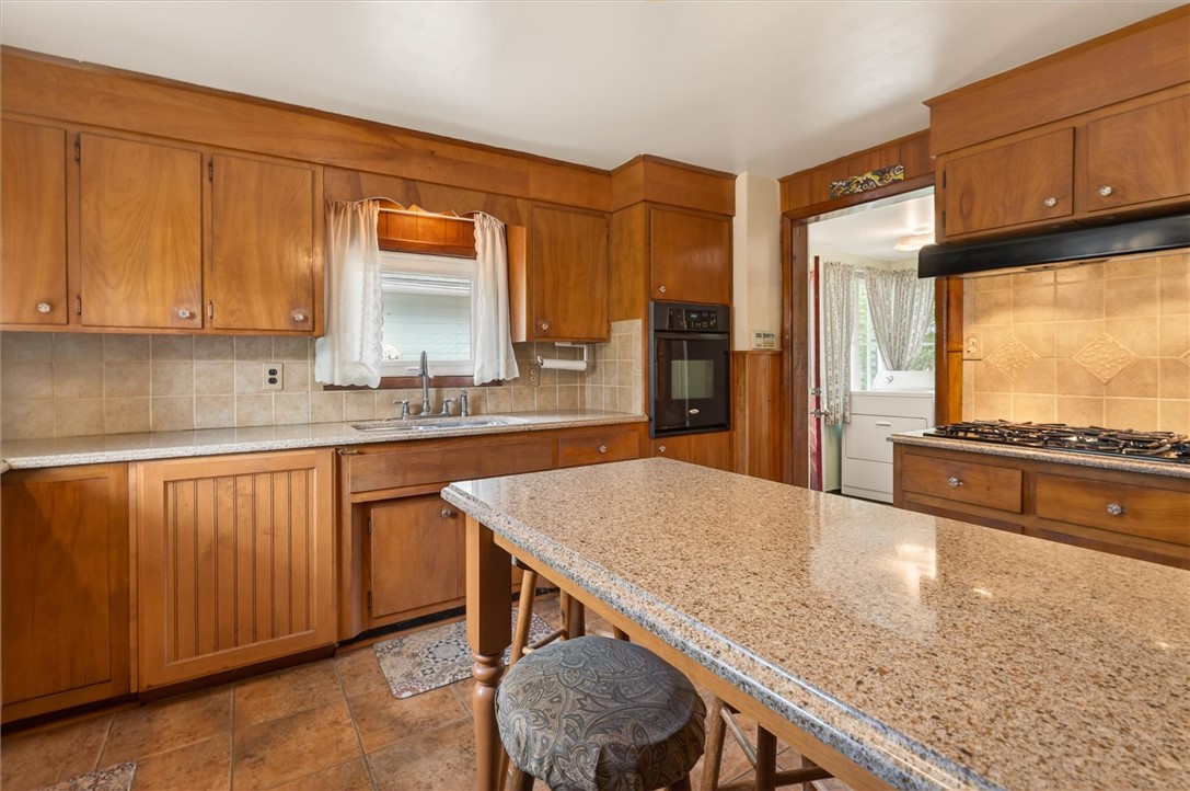 4461 Culver Road Irondequoit, NY 14622 - Photo 21 of 50