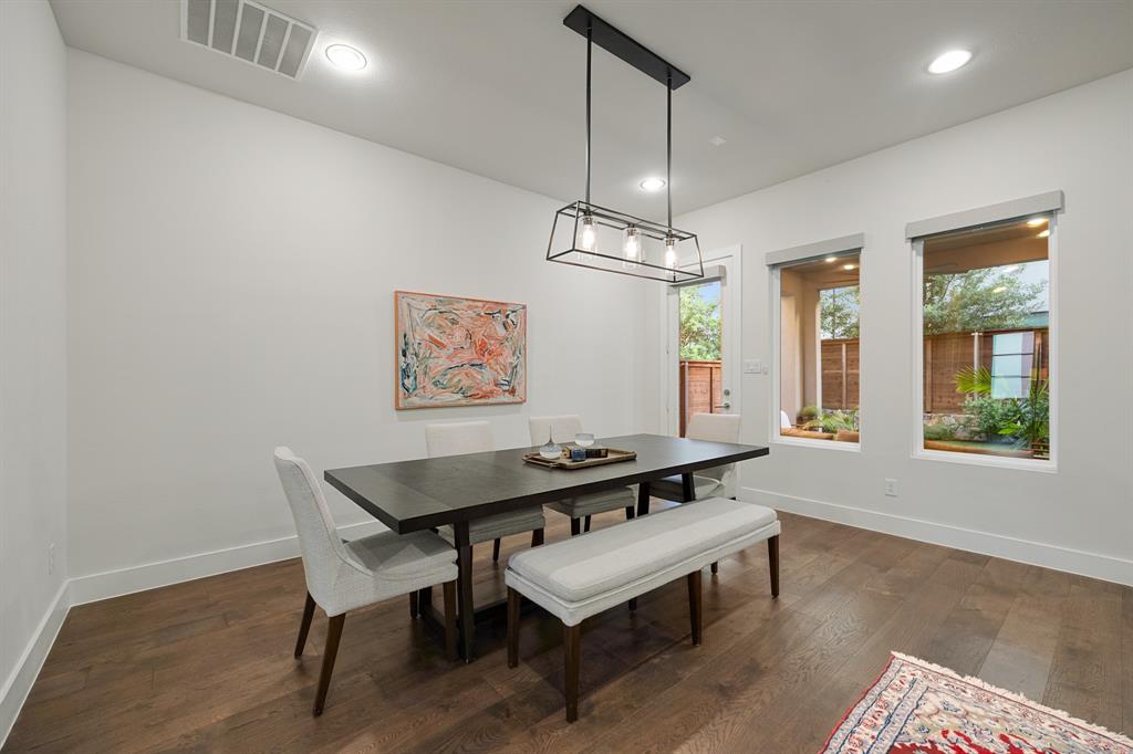 4113 Entrada Way Dallas, TX 75219 - Photo 5 of 32 Spacious dining area.