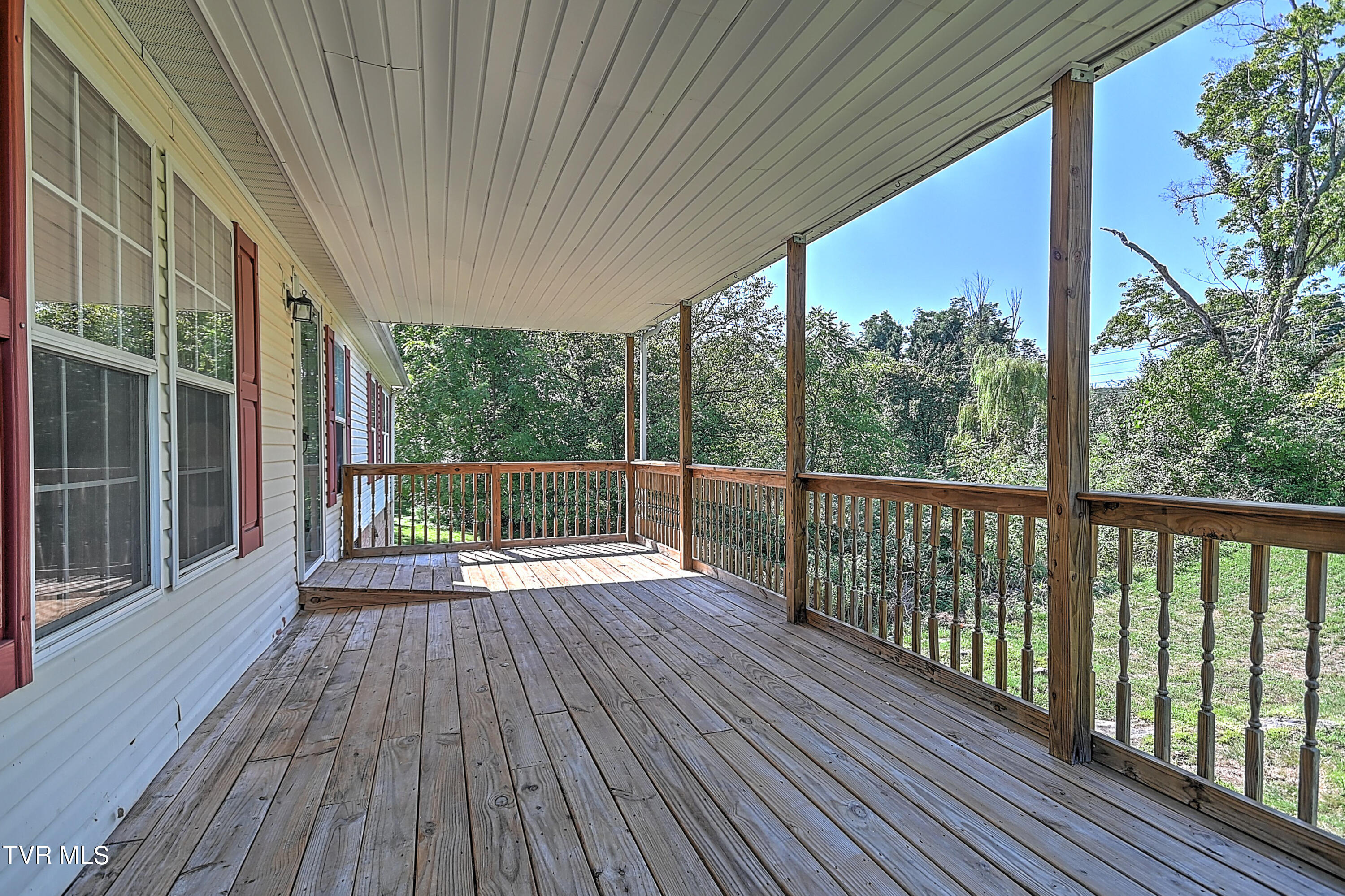 200 Walnut Hill Road Bristol, TN 37620 - Photo 6 of 47 200 Walnut CP-6