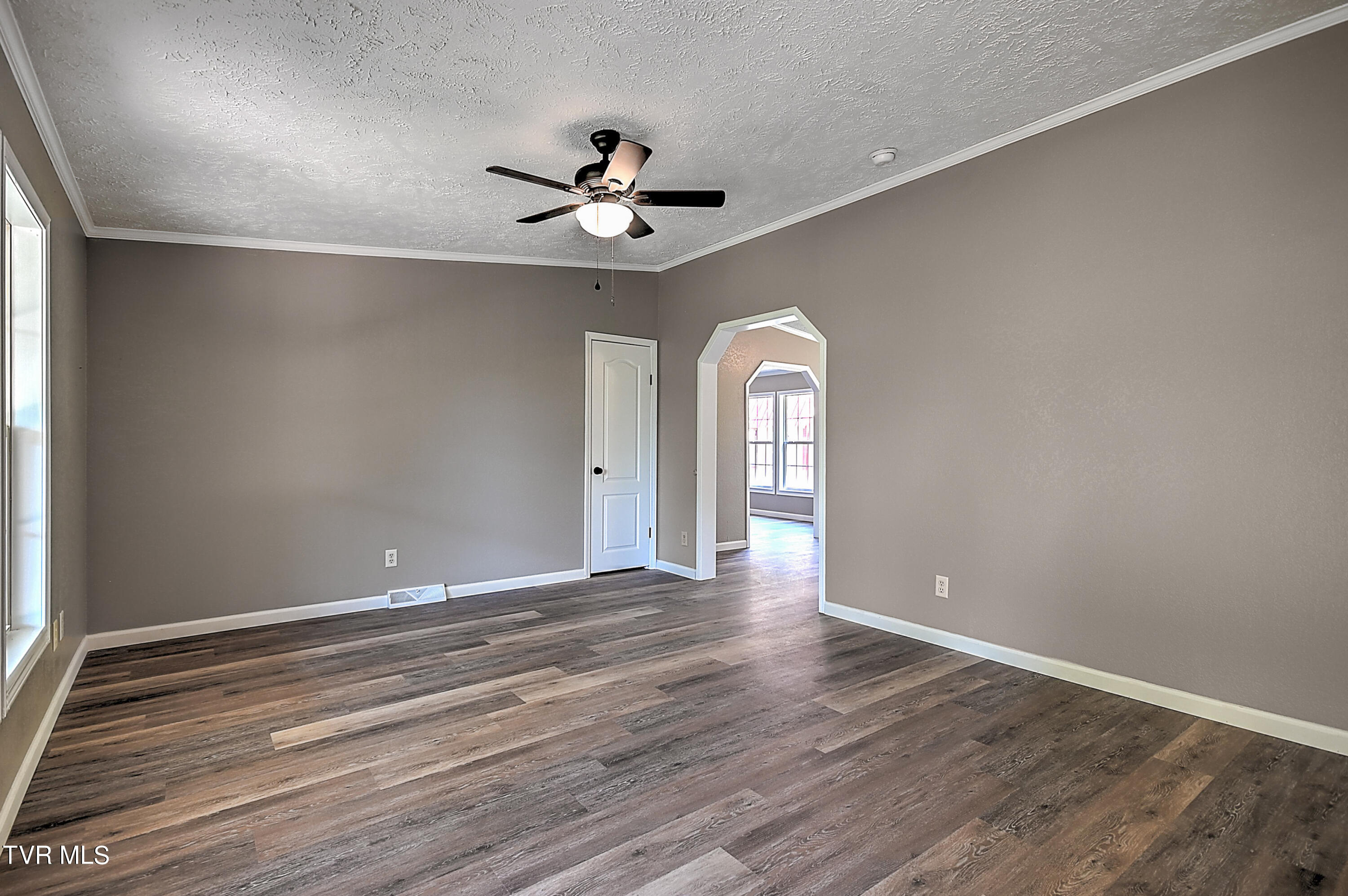 200 Walnut Hill Road Bristol, TN 37620 - Photo 8 of 47 200 Walnut CP-8