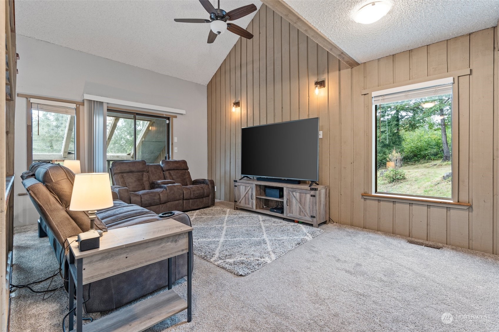 299 Logan Hill Road Chehalis, WA 98532 - Photo 13 of 40 a living room with furniture and a flat screen tv