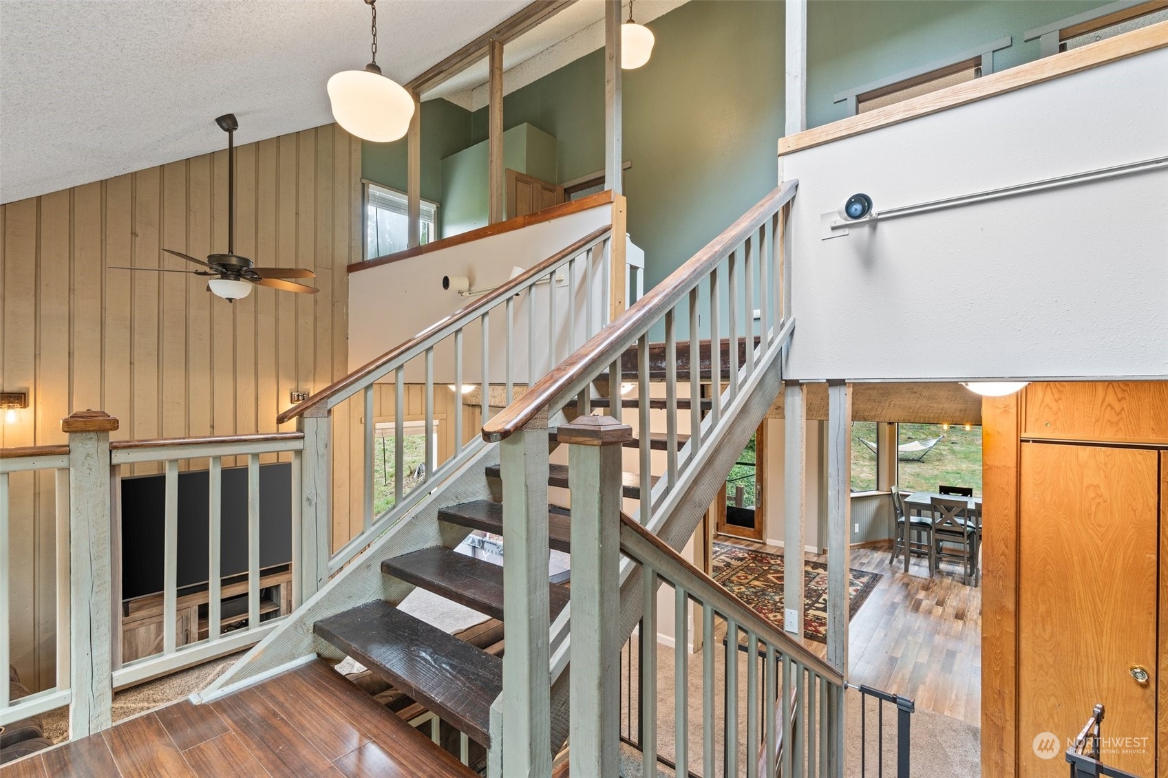 299 Logan Hill Road Chehalis, WA 98532 - Photo 20 of 40 a view of entryway and hall with wooden floor