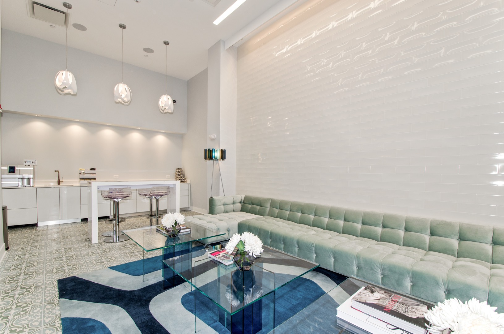 617 Green Bay Road, Unit 511 Wilmette, IL 60091 - Photo 2 of 24