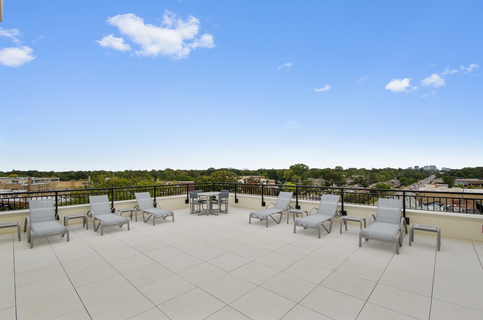 617 Green Bay Road, Unit 511 Wilmette, IL 60091 - Photo 15 of 24