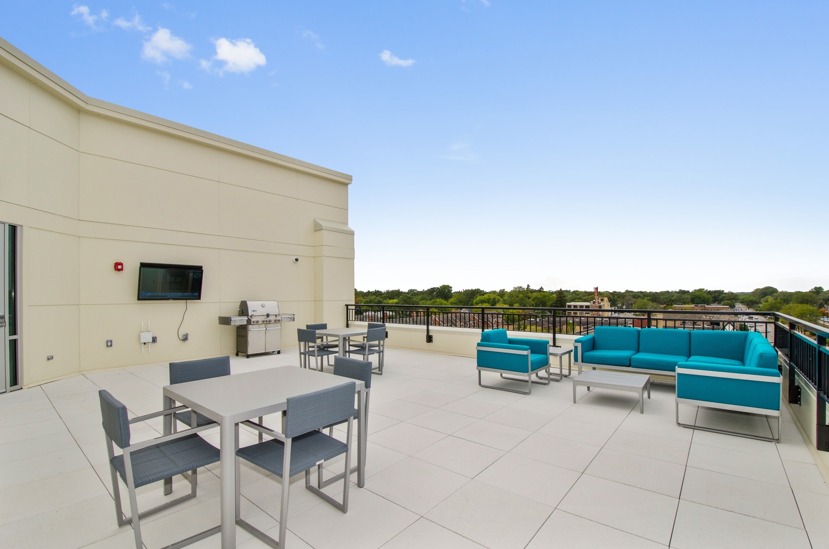 617 Green Bay Road, Unit 511 Wilmette, IL 60091 - Photo 16 of 24