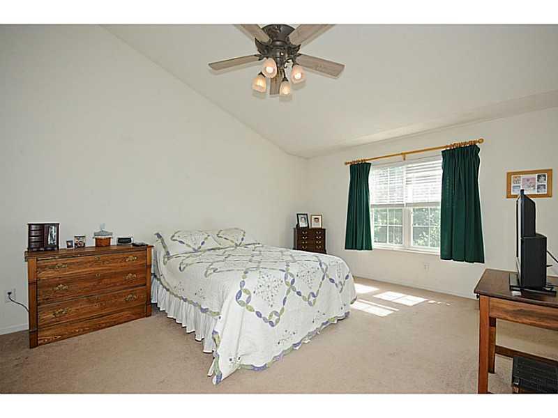 5108 West Bay Road Plainfield, IN 46168 - Photo 9 of 24 Gallery Image 9