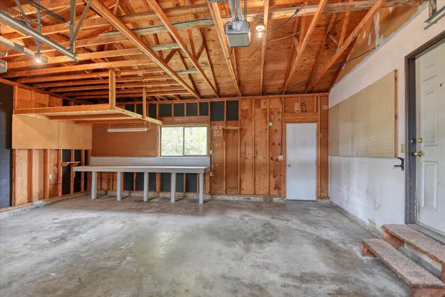 $300,000 | 120 East Circle Drive, Newport, WA 99156