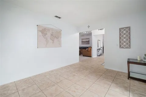 a picture of a wall with a white and white photo