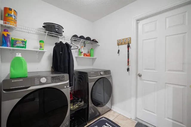 $350,000 | 3228 Merlot Drive, Lakeland, FL 33811