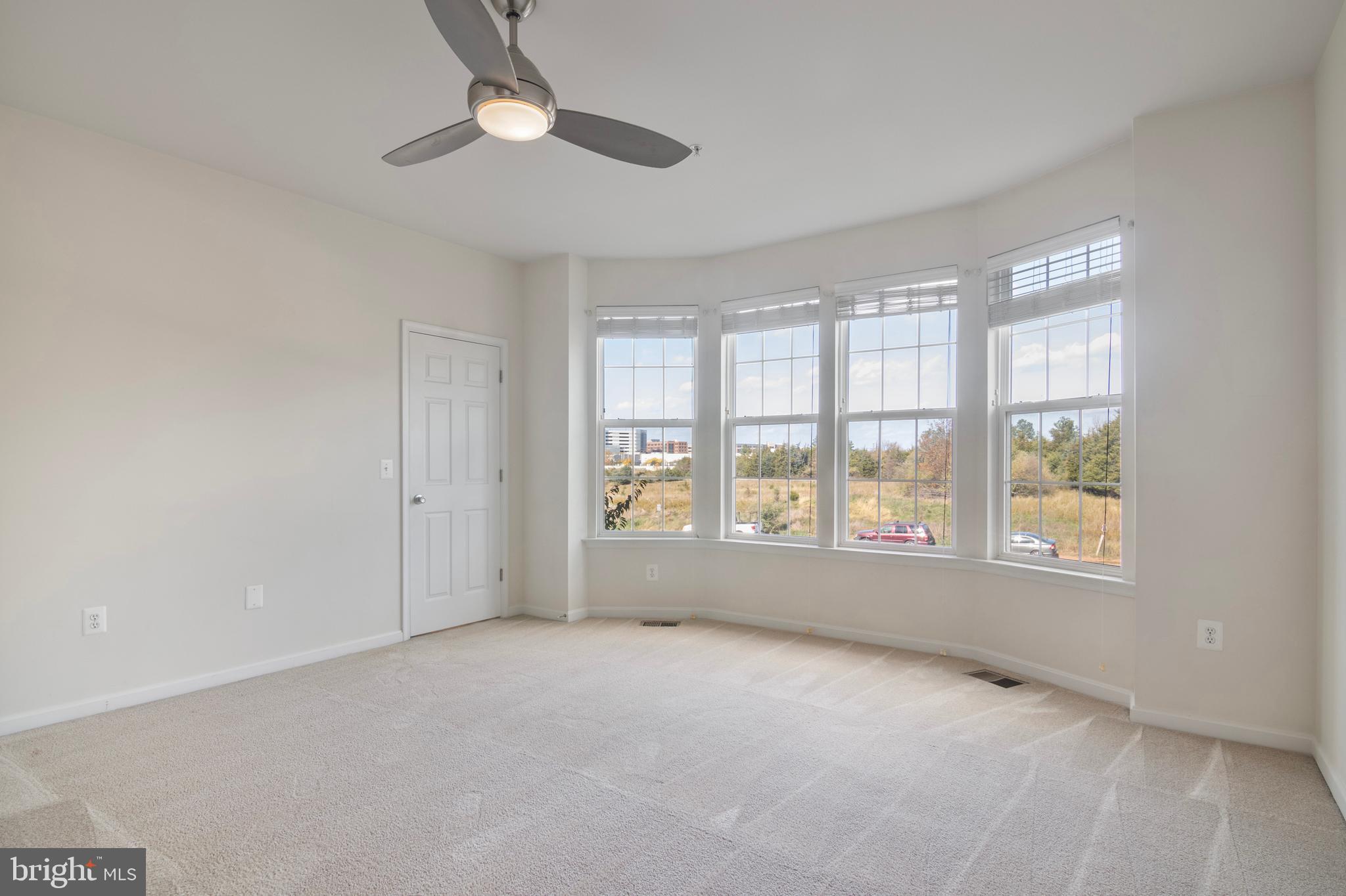 43845 Centergate Drive Ashburn, VA 20148 - Photo 11 of 23 Primary Bedroom