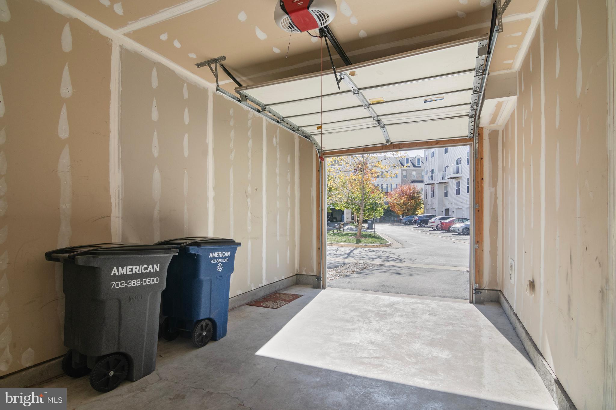 43845 Centergate Drive Ashburn, VA 20148 - Photo 23 of 23 Garage