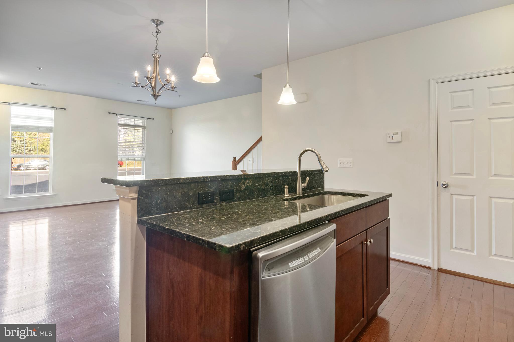 43845 Centergate Drive Ashburn, VA 20148 - Photo 5 of 23