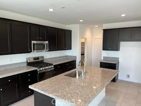 $2,950 | 5820 Quicksilver Way, Banning, CA 92220