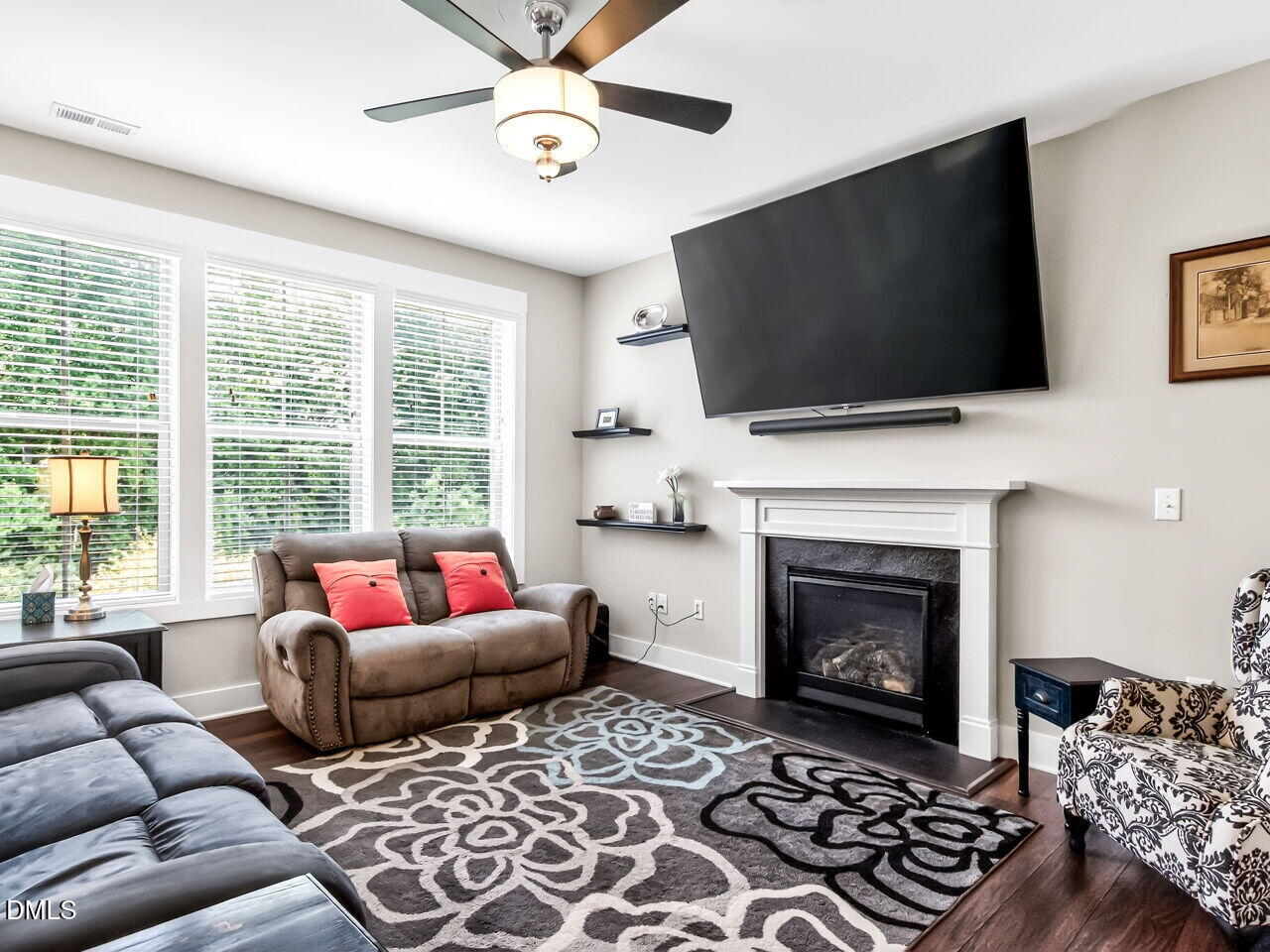 1701 Chestnut Falls Road Wendell, NC 27591 - Photo 7 of 46 007-1280x960-living-room