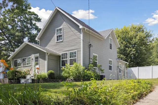 $277,000 | 1232 West Main Street, Ionia, MI 48846