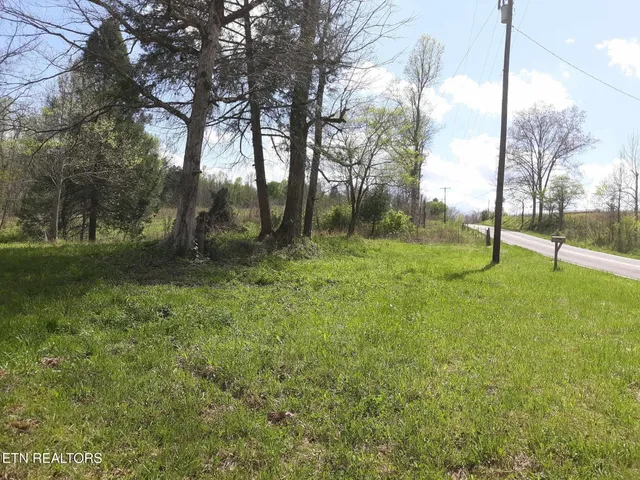 $79,900 | 5054 Mt Helen Road, Allardt, TN 38504