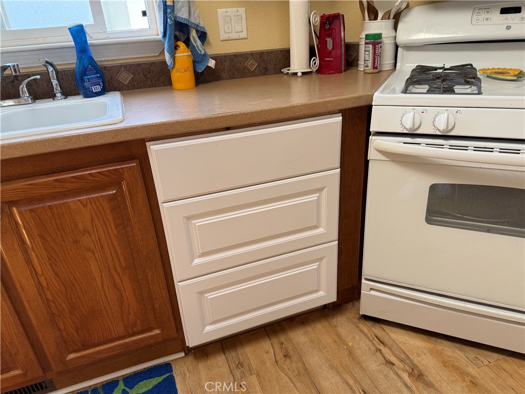 500 Atascadero Road Morro Bay, CA 93442 - Photo 14 of 31 New cabinet w/drawers just installed, buyer can choose their own handles. (replaced dishwasher).