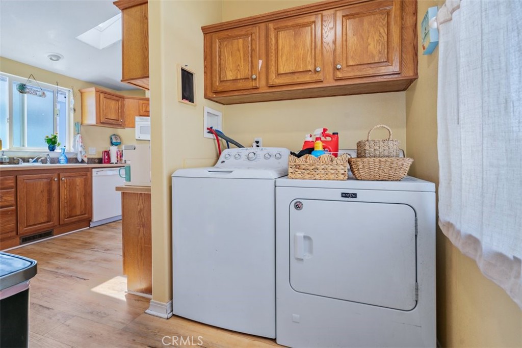 500 Atascadero Road Morro Bay, CA 93442 - Photo 15 of 31 Convenient laundry